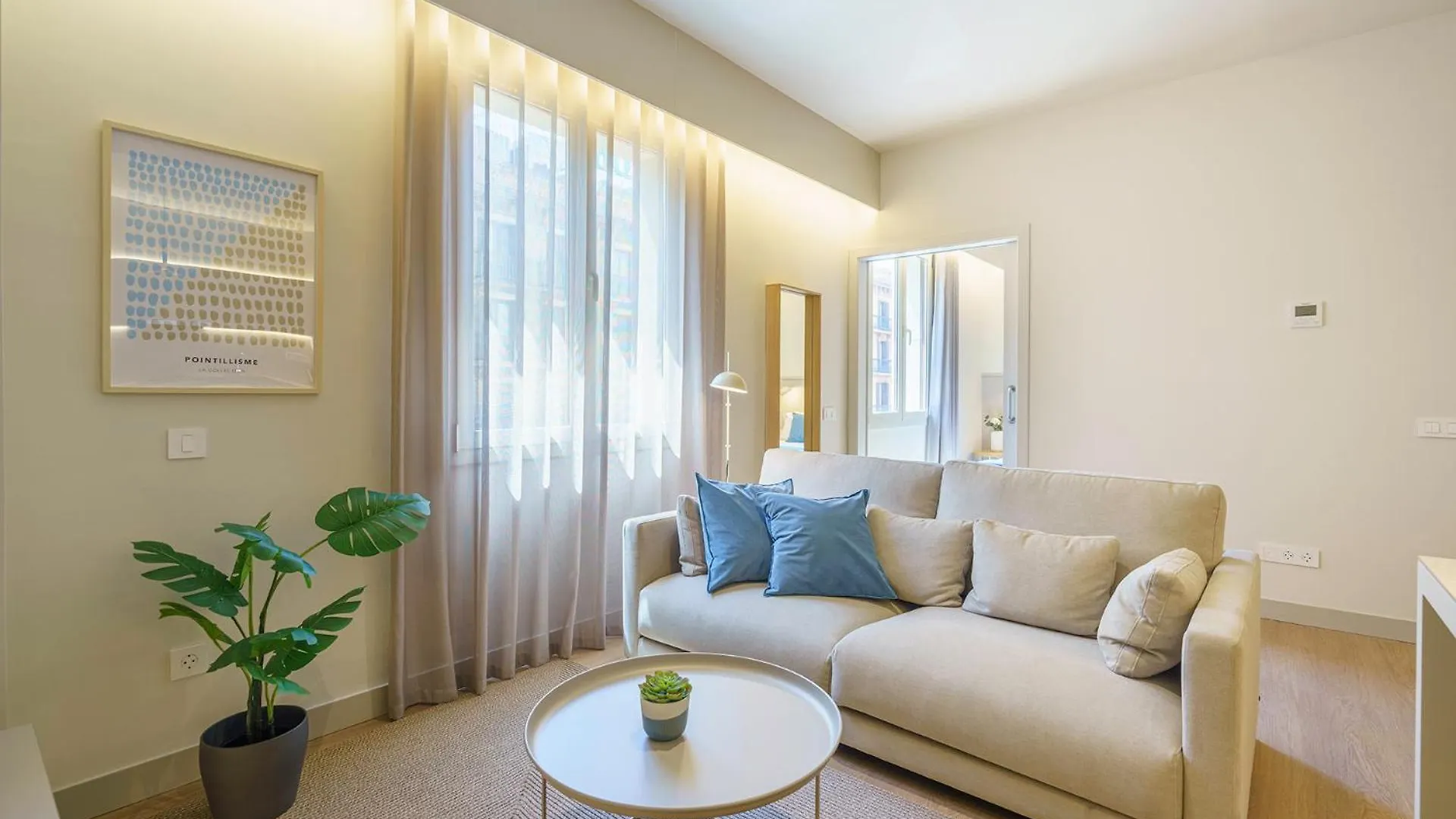Fisa Rentals Ramblas Apartments Barcelona
