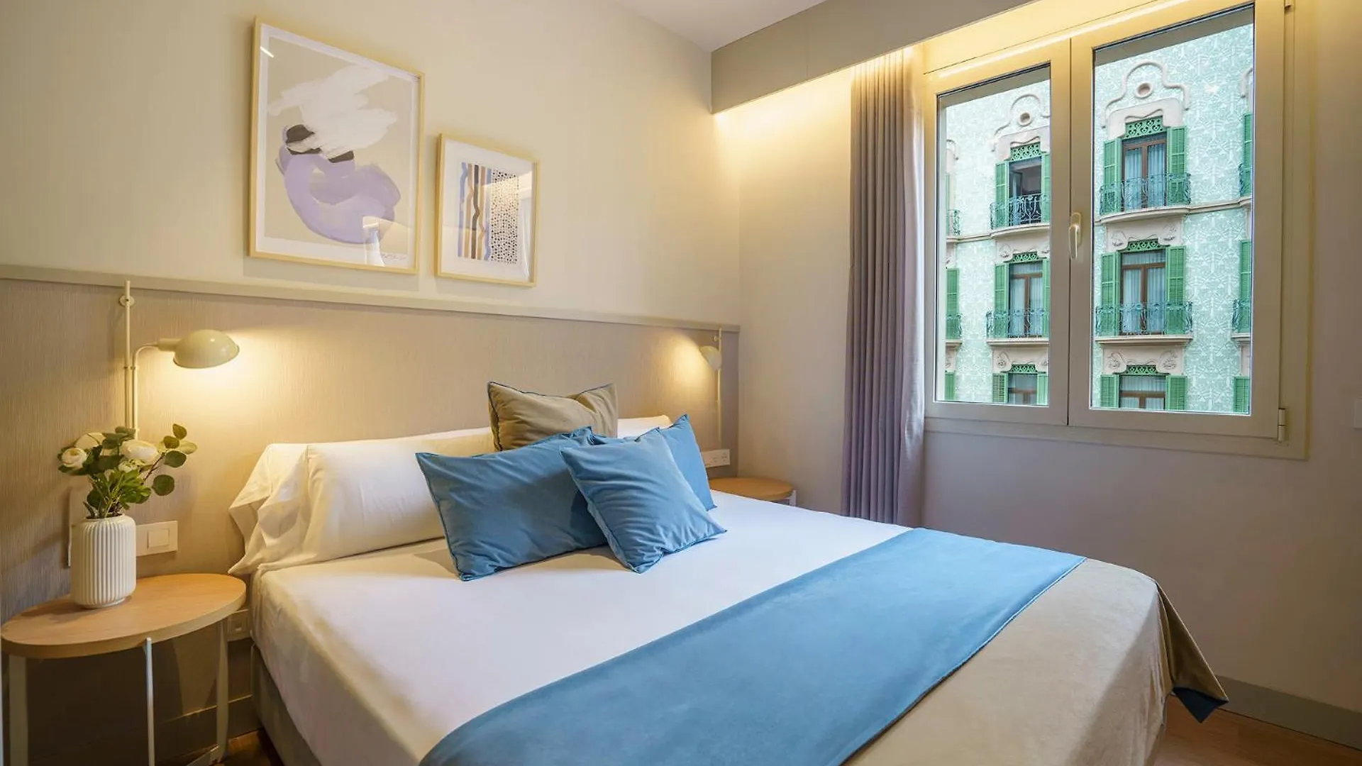 Fisa Rentals Ramblas Apartments Barcelona Spanyolország