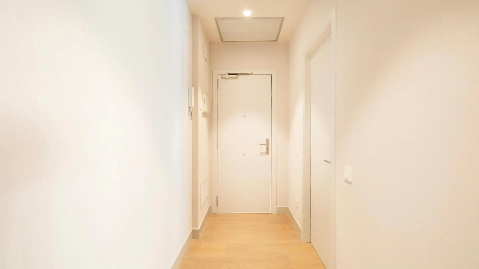 Fisa Rentals Ramblas Apartments Barcelona