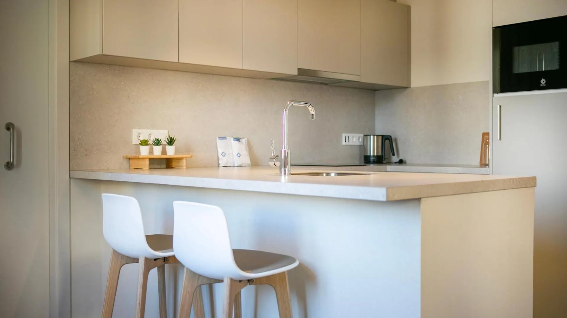 Fisa Rentals Ramblas Apartments Barcelona Spain