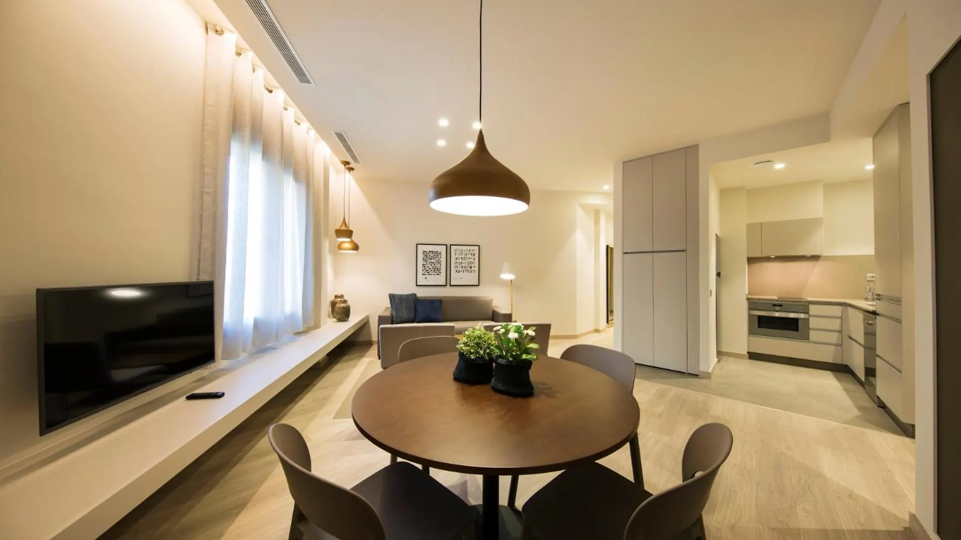 Fisa Rentals Ramblas Apartments Barcelona
