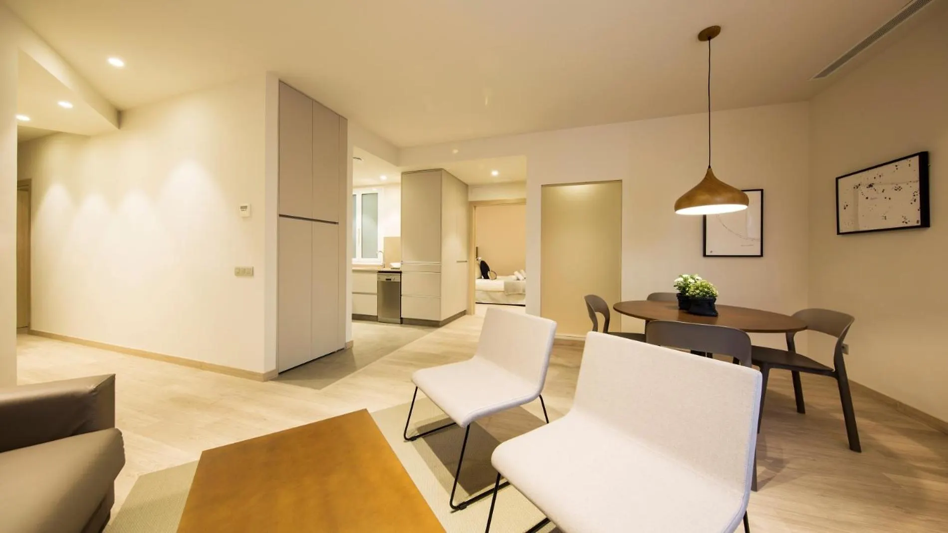Fisa Rentals Ramblas Apartments Barcelona